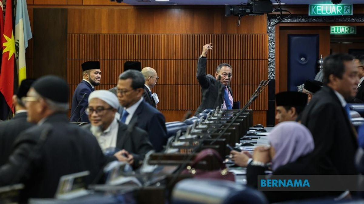 Anwar Criticises Opposition for Politicising Tabung Haji Scandal Instead of Focusing on Institutional Reform